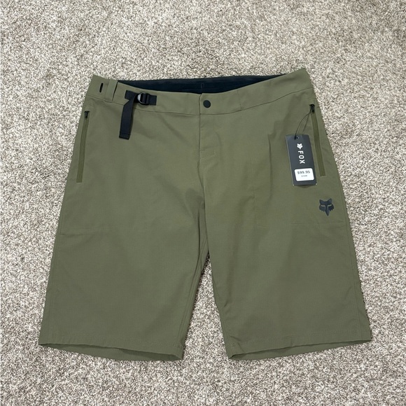 Fox Other - Fox Racing Ranger Lite 20 Mens MTB Mountain Bike Shorts w/Liner Olive Green 38